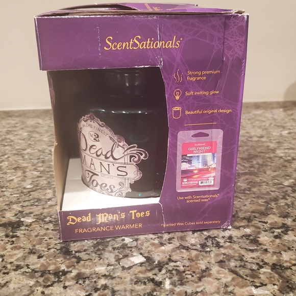 Full Size Fragrance Warmer - Dead Mans Toes (Bulb Included) - Picture 7 of 9